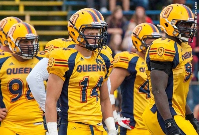No. 3 Queen's stays undefeated after 36-21 win over Ottawa
