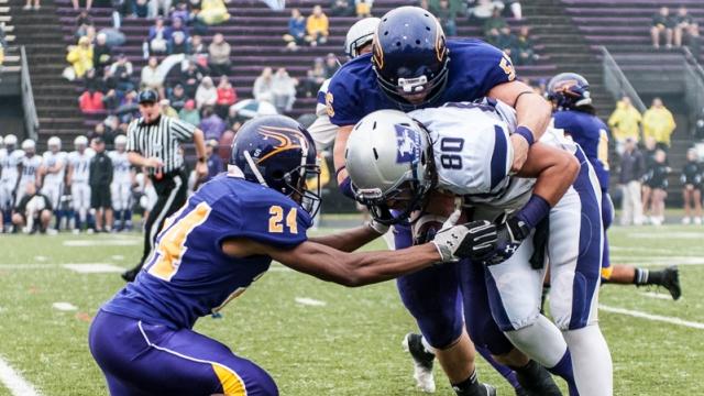 No. 2 Western overcomes early deficit en route to 45-24 win over Laurier