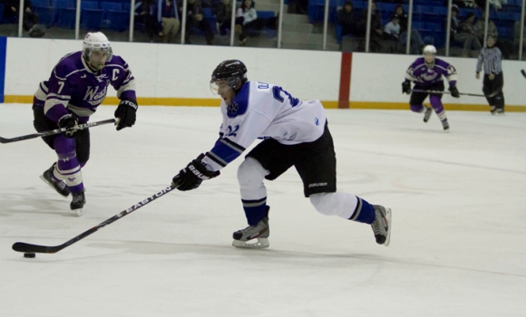 FRIDAY HOCKEY ROUNDUP: UOIT stuns No. 1 Western