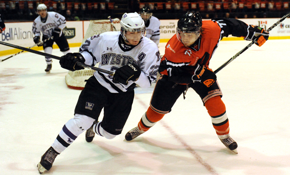 CIS University Cup: Mustangs edge UQTR in OT