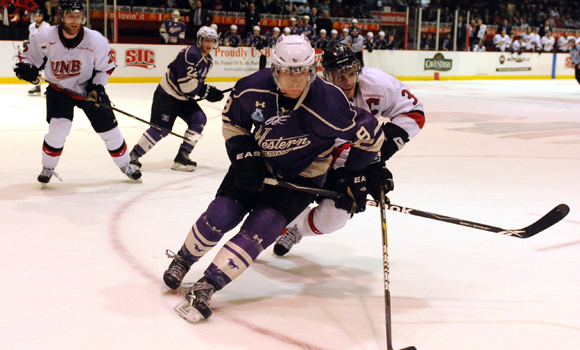 CIS University Cup: Mustangs stun UNB, join McGill in final
