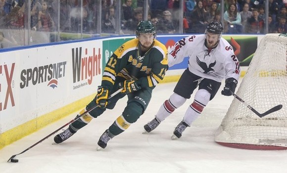 CIS MEN'S HOCKEY CHAMPIONSHIP: Ravens come up short in 3-2 loss to top-seeded Alberta
