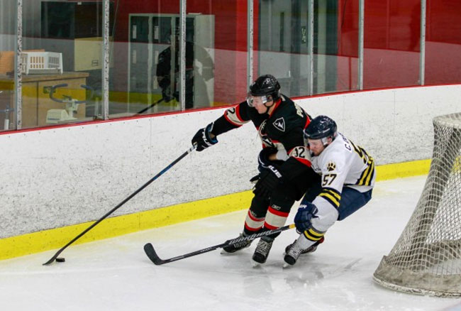 M-HOCKEY ROUNDUP: Ravens sweep weekend series with Thunderwolves