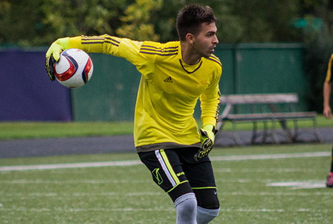 Golden Hawks and Brudiu block out Badgers 2-0
