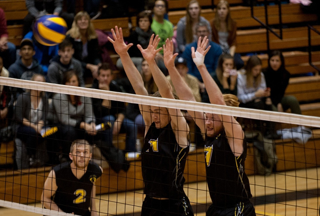 AROUND OUA: Warriors win 5th straight with sweep of Mustangs