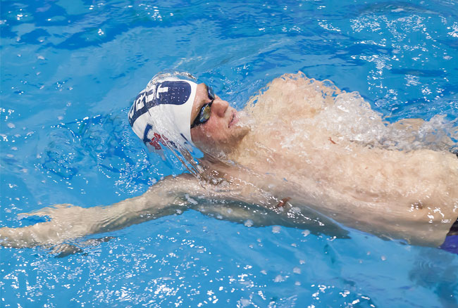 Blues break three OUA records, lead the field after Day One of OUA Swimming Championships