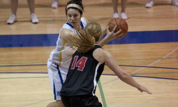 W-BASKETBALL ROUNDUP: Ryerson surprises No. 4 Ravens