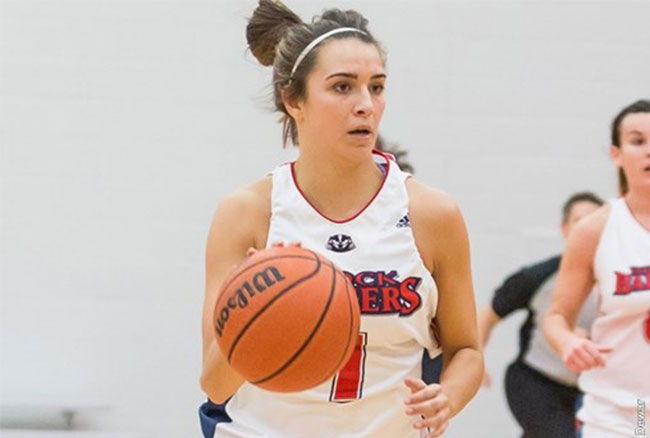 W-BASKETBALL ROUNDUP: Badgers get crucial OT win against Gryphons