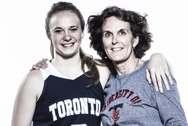 Varsity Blues graduate Jill Stratton signs with Wolfpack Wolfenbuettel of the Germany 2. Bundesliga