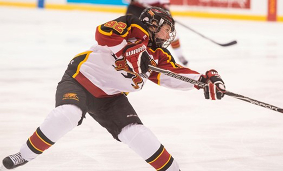 W-HOCKEY ROUNDUP: Gryphons down York for ninth straight win