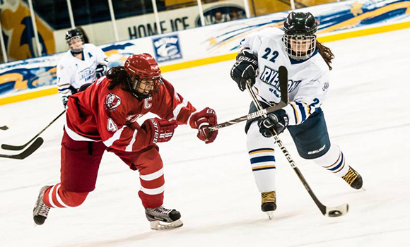 W-HOCKEY ROUNDUP: Queen's suffers first regulation loss of the year