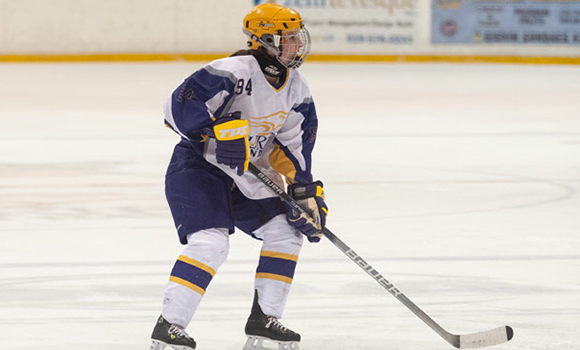 W-HOCKEY ROUNDUP: Queen's, Laurier trying to seperate from the pack