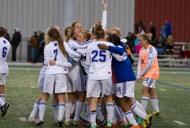 Ridgebacks off to the Final Four with 2-1 victory over Varsity Blues