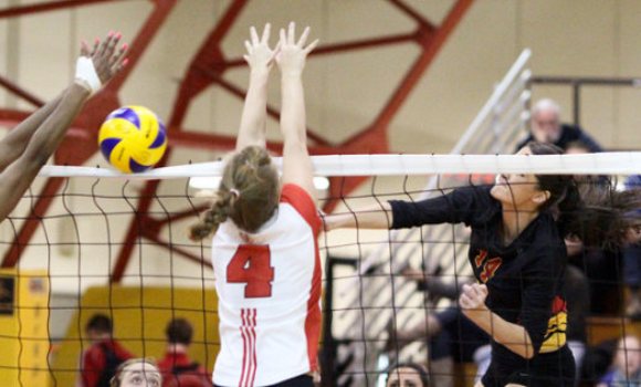 W-VOLLEYBALL ROUNDUP: Last match victories give RMC and Guelph playoff berths